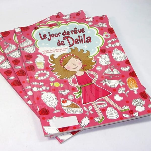 English Adult Comic Book Printing Service Custom Matt Laminated Children Book Service