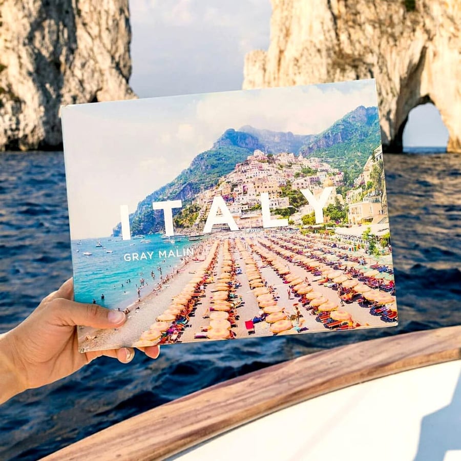 Italy photo book with glossy hardcover and bright tones