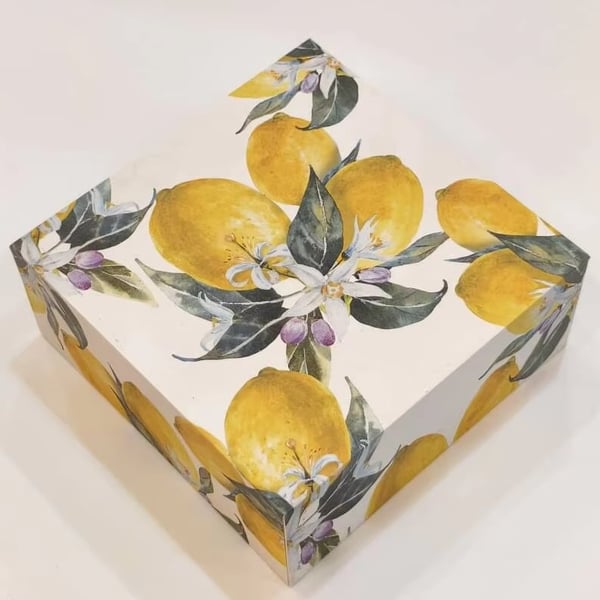 2024 Popular Luxury Gift Boxes Rigid Cardboard Packaging with Removable Lid Coated Paper Colorful Luxury Gift Boxes