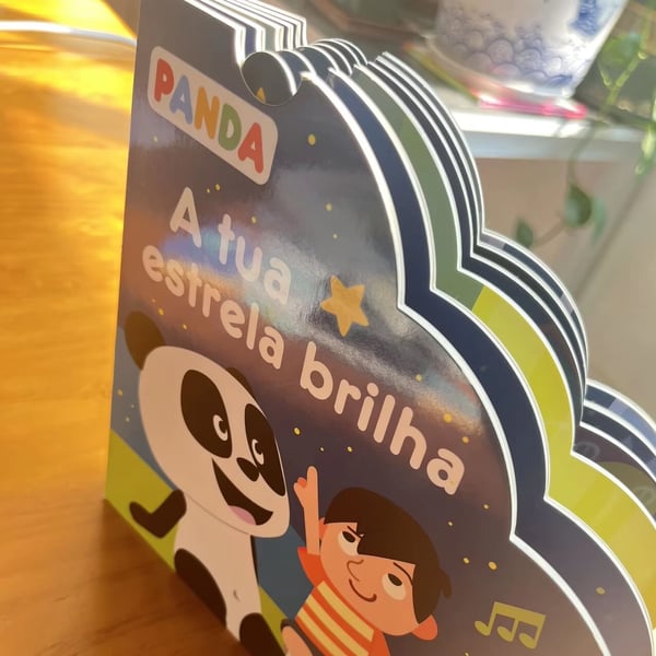 2025 Thick Paper Low Price Wholesale Custom Full Color Pop-Up Children's Board Book Kids Learn Maori Book Printing Service