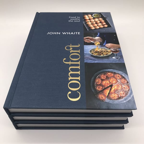 2026 Custom Fabric Cloth Hardcover Gold Foil Menu Book Coil Bound Menu 8 1/2