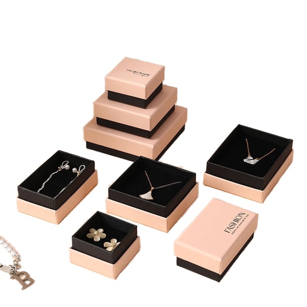 Custom Luxury Corrugated Paper Box for Necklace Jewelry Printed with Embossing and Matt Lamination Sponge Lined