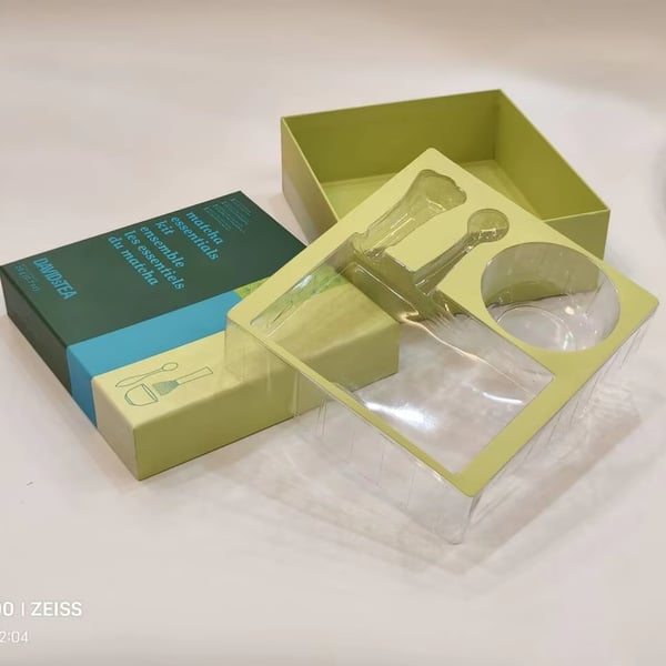 Customizable Matcha Tea Set Ceramic Chawan with Sponge Liner Embossed and Matt Laminated Matcha Kit Package Box