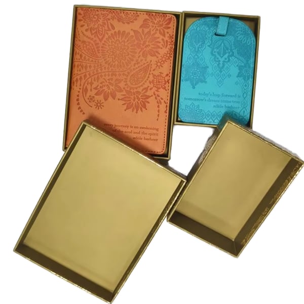 Elegant Custom Thick Board Paper Box with Foil Stamping Pantone Color Custom Printing Embossing Logo for Luggage Tag Box