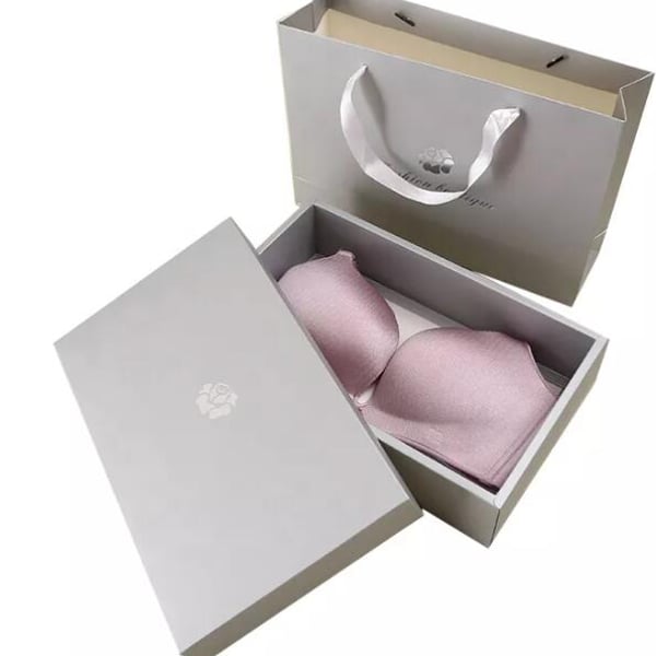 High Quality Underwear Packaging Box with Customized Printing Cardboard Box with Handle
